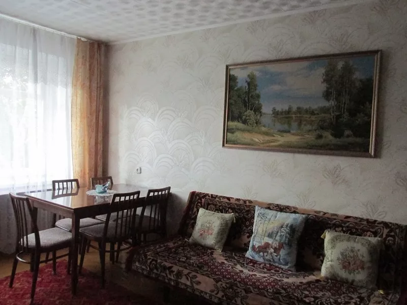 Гостинная,  жилая комната,  натуральное дерево производство Чехия 2